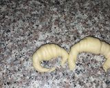 Foto del paso 2 de la receta: Medialunas de manteca 🥐🥐