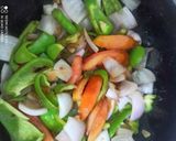 कोलंबी चिली (kolambi chilli recipe in marathi) रेसिपी स्टेप 4 फोटो 