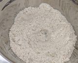 A picture of step 2 of Scones.