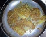 A picture of step 4 of Fried potatoes with egg.