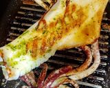 Foto del paso 4 de la receta: Calamar a la plancha con patatas, en salsa Mery