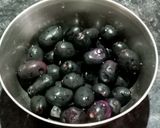A picture of step 1 of Jamun Shots.