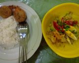 Foto langkah ke 5 dari resep Soto Ayam Santan (Soto Kuning Bogor).