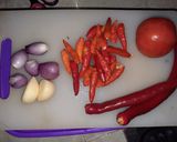 Foto langkah ke 1 dari resep Sambal tomat.