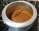 A picture of step 6 of White matar chole.