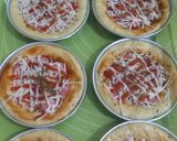 Foto langkah ke 6 dari resep Pizza mini.