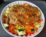 Foto del paso 3 de la receta: Bondiola de cerdo adobada al horno con verduras