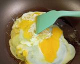 Foto langkah ke 2 dari resep Mie Telur Goreng.