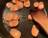 Foto langkah ke 2 dari resep Pizza kentang teflon.