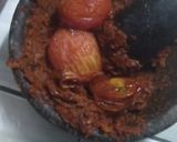 Foto langkah ke 3 dari resep Sambal ayam bakar (sambal tomat).