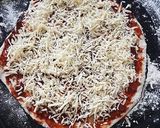 A picture of step 2 of Pizza.
