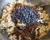 Hình bước làm 3 của món Eatclean/ Muffin Táo Chuối Yến Mạch và Socola Chip