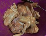 A picture of step 3 of Crispy BBQ Chicken Wings #keto idea.