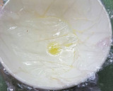 Foto del paso 5 de la receta: Guisantes frescos con jamón y huevo poche