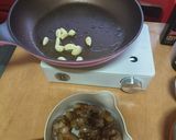 A picture of step 2 of Three Cup Chicken.