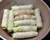 Hình bước làm 8 của món Bắp cải cuốn thịt nấm