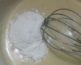A picture of step 6 of Marble chocolate cake.