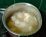 Foto langkah ke 4 dari resep Bumbu Kering untuk Kuah Tekwan / Model.