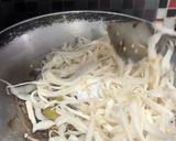 Foto langkah ke 2 dari resep Tumis Jamur Cabe Gendot.