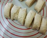 A picture of step 3 of Pizza Cups.