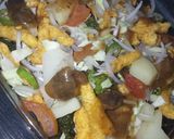 A picture of step 11 of Khatti meethi kurkury ki chaat.
