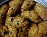 મેથી દૂધી કોથમીર ના મુઠીયા (Methi Dudhi Kothmir Muthiya Recipe In Gujarati) રેસીપી સ્ટેપ4ફોટો