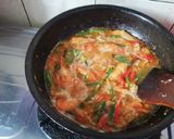 Foto langkah ke 1 dari resep Tumis Sisa Cabe Hijau Pedess.