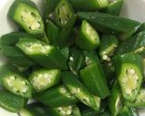 Hình bước làm 4 của món Salad đậu bắp