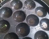 A picture of step 3 of Sabudana Vada.