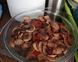 Sajtkrémes pulykamell gombával recept fázis 1 fotója