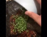 Foto langkah ke 2 dari resep Pencok kacang panjang.