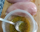 Foto del paso 1 de la receta: Pechuga de pollo marinada
