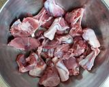 A picture of step 1 of Mutton gravy.