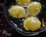 A picture of step 4 of Aloo Bhajiya.