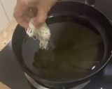A picture of step 5 of Crispy fried prawns wrapped with rice vermicelli.