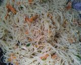 Foto langkah ke 10 dari resep Bihun goreng putih.