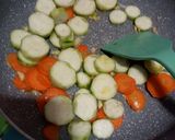 Foto langkah ke 3 dari resep Tumis Gambas Wortel.