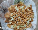 A picture of step 2 of Papri/papdi chat.