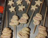 Foto del paso 2 de la receta: Arbolitos navideños de jamón y queso 🎄