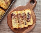 Foto langkah ke 4 dari resep Marmer Cake.