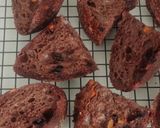 Foto langkah ke 27 dari resep Orange Peel Double Choco Sourdough Bread 74% (Open Bake Method).