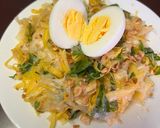 Hình bước làm 3 của món Bánh tráng trộn tỏi phi