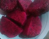 Foto langkah ke 1 dari resep Puding Buah Naga Susu 🍮.