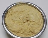 થ્રી સોસ પીઝા (Three Sauce Pizza Recipe in Gujarati) રેસીપી સ્ટેપ3ફોટો