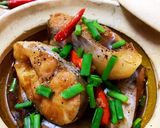 Hình bước làm 2 của món Cá Hú Kho Tộ