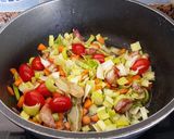 Foto del paso 6 de la receta: Conejo en salsa de chocolate con champiñones 🔥🔥🔥🔥