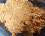 Foto langkah ke 3 dari resep Crunchy Oatmeal Cookies 🌹.