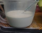 Foto langkah ke 1 dari resep Japanese Milk Bread Autolisis (merah putih).