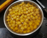 A picture of step 2 of Pindi Chhole Masala.