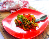 Foto langkah ke 5 dari resep Usus ayam bumbu kuning.
